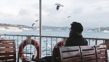 开云平台-德甲：汉诺威1-4败给门兴，守门员多次救险依旧难挡败局，汉诺威门将